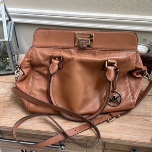 Michael Kors Crossbody Bag